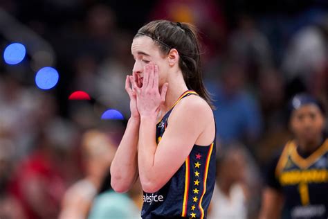 sporting sun|Caitlin Clark makes WNBA rookie history again in Indiana Fever .